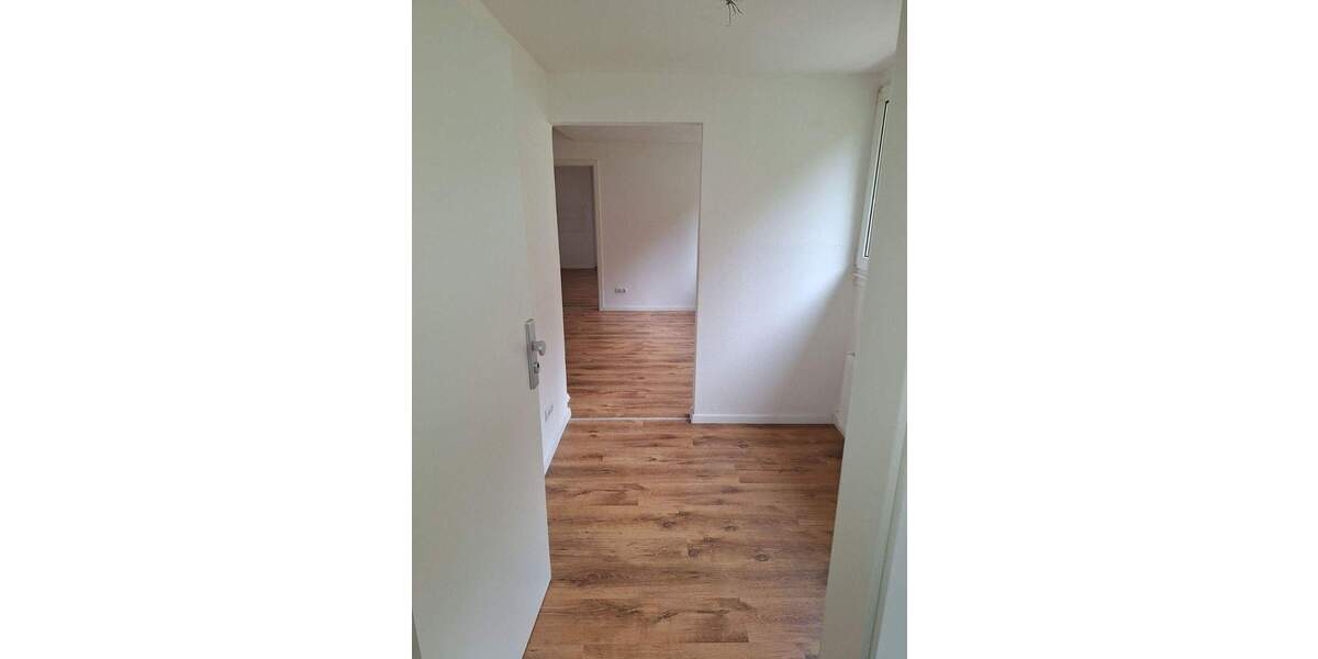 Etagenwohnung Lüdenscheid Brügge - 2 Zimmer, 68 m&sup2;, 400&euro; | Angebot:25687170