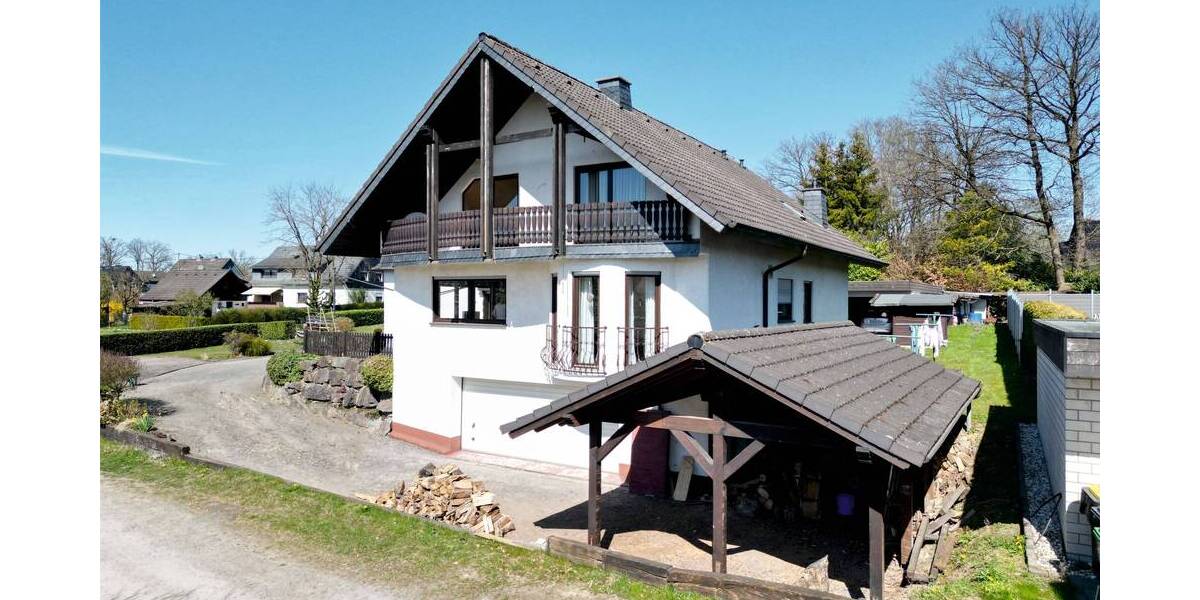 Doppelhaushälfte Reichshof Berghausen - 4 Zimmer, 145 m&sup2;, 279.000&euro; | Angebot:25796670