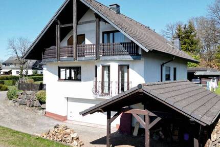 Haus Reichshof Berghausen - 4 Zimmer, 145 m&sup2;, 279.000&euro; | Angebot:25796670