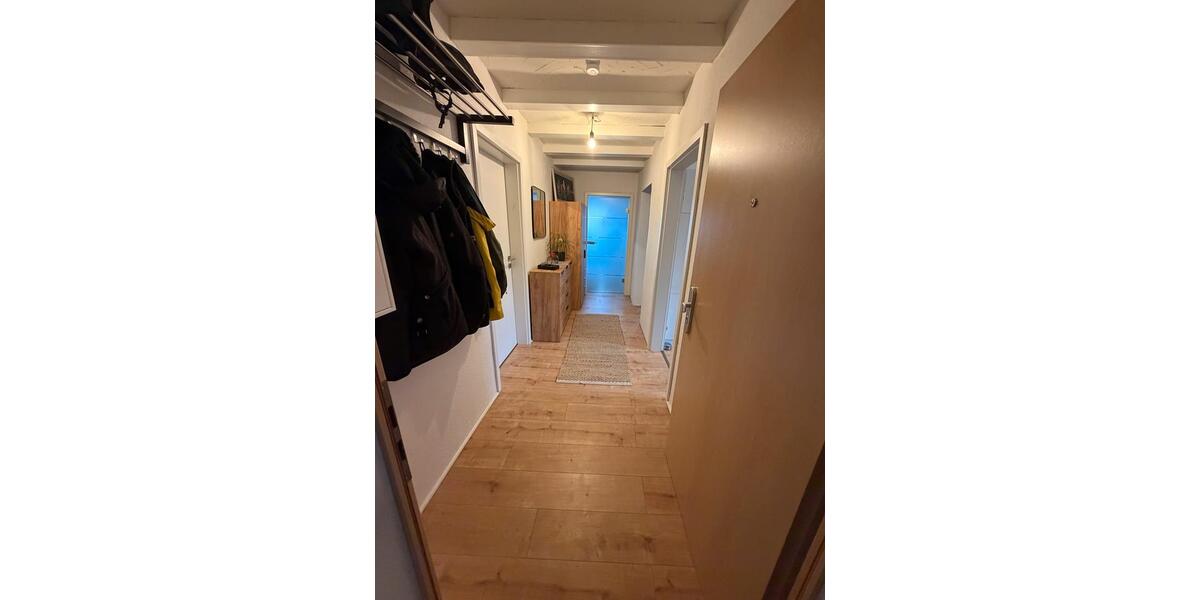 Dachgeschoßwohnung Schwerte - 3 Zimmer, 74 m&sup2;, 666&euro; | Angebot:25637312