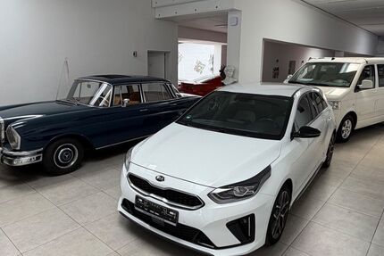Kia ceed / Ceed 93.000 km 14.499 &euro; Schwerte 58239