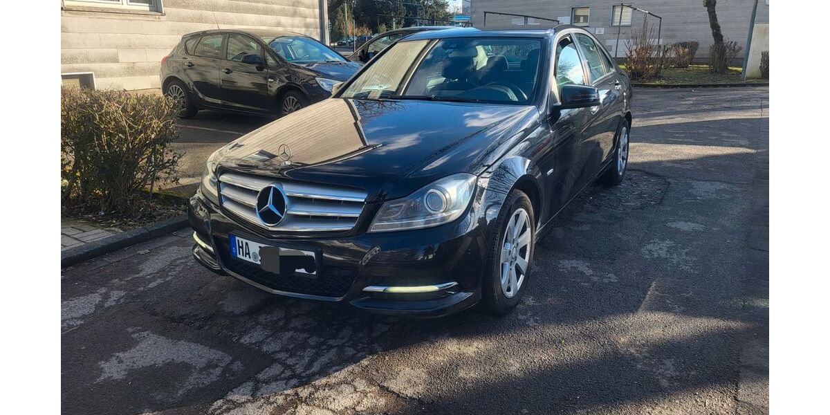 Mercedes-Benz C 220 304.000 km 7.499 &euro; Hagen 58099