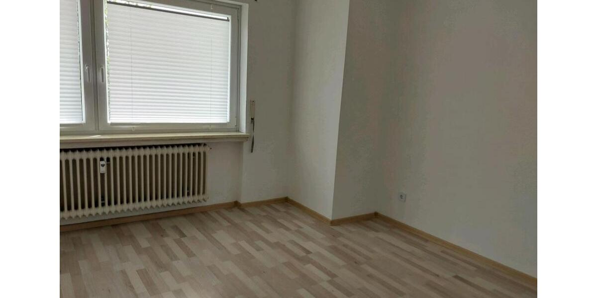 Etagenwohnung Lüdenscheid Brügge - 4 Zimmer, 90 m&sup2;, 580&euro; | Angebot:26416847