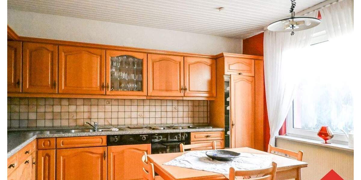 Einfamilienhaus mit Nebengebäude und Garagen in zentraler Lage von Kierspe - Mehrfamilienhaus, Wohnhaus Kierspe Kierspe Bahnhof | Angebot:25537526