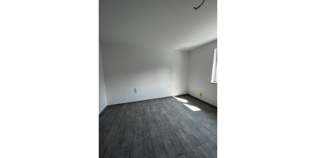 Etagenwohnung Olpe - 5 Zimmer, 120 m&sup2;, 800&euro; | Angebot:25999470