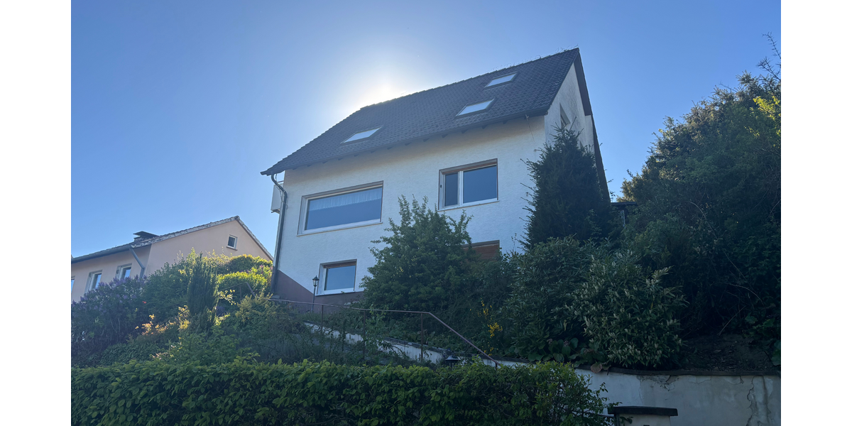 Einfamilienhaus Altena - 10 Zimmer, 150 m&sup2;, 229.000&euro; | Angebot:26627300