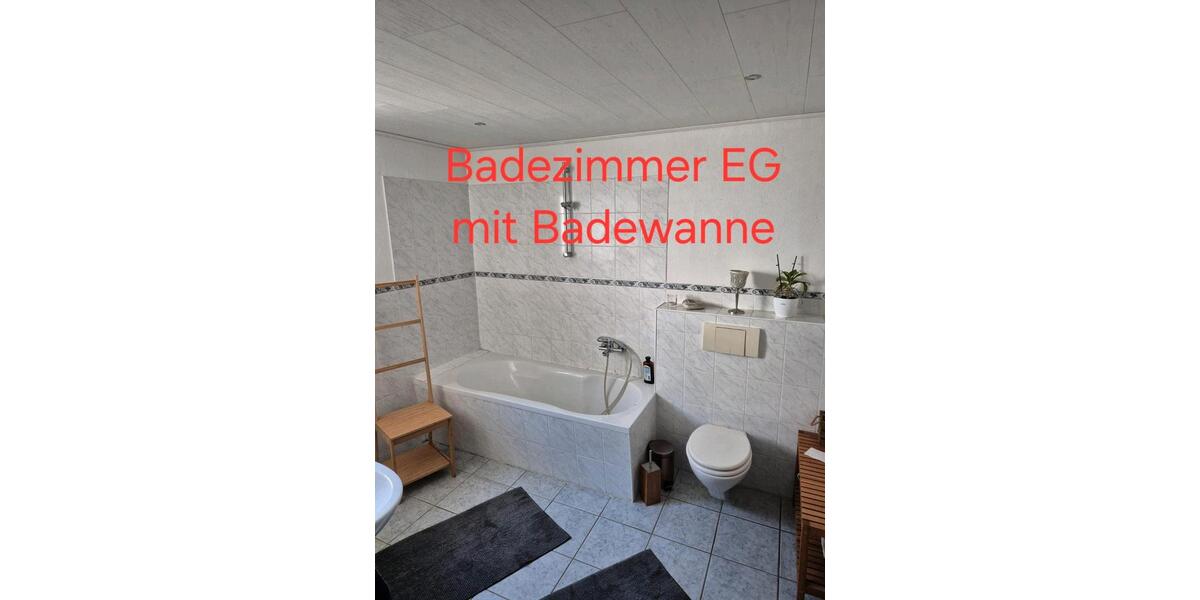 Bauernhaus, Landhaus Meinerzhagen - 4 Zimmer, 180 m&sup2;, 615.000&euro; | Angebot:25973710