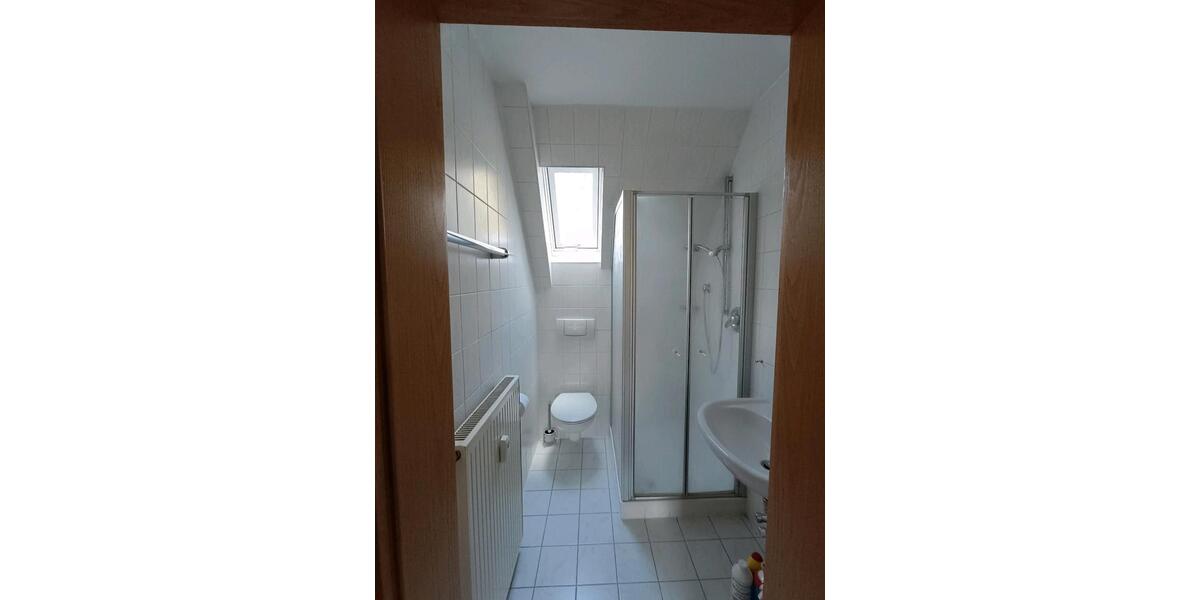 Dachgeschoßwohnung Gummersbach Berstig Süd - 4 Zimmer, 85 m&sup2;, 850&euro; | Angebot:25900207