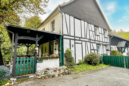 Haus Reichshof - 7 Zimmer, 243 m&sup2;, 260.000&euro; | Angebot:26242440