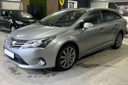 Toyota Avensis 184.755 km 8.490 &euro; Plettenberg 58840