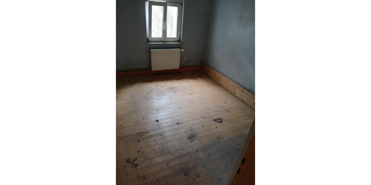 Einfamilienhaus Meinerzhagen - 6 Zimmer, 100 m&sup2;, 119.000&euro; | Angebot:26033622