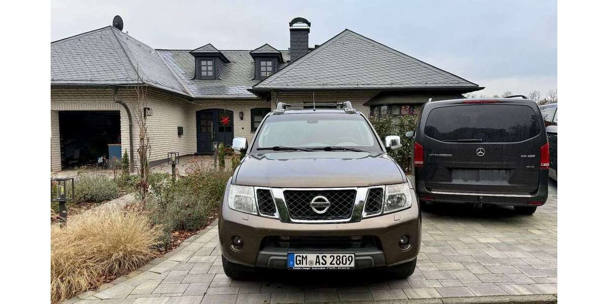 Nissan Navara 198.000 km 11.900 &euro; Reichshof 51580
