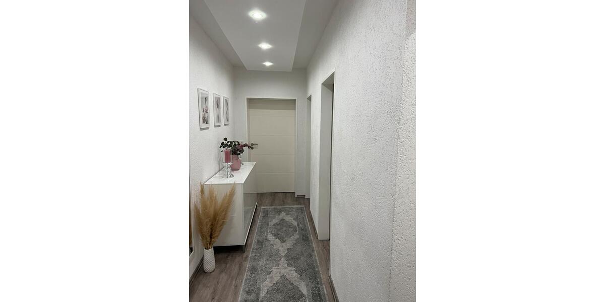 Etagenwohnung Meinerzhagen - 3.5 Zimmer, 83 m&sup2;, 189.000&euro; | Angebot:26022940