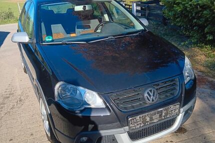 VW Polo 195.000 km 2.500 &euro; Finnentrop 57413
