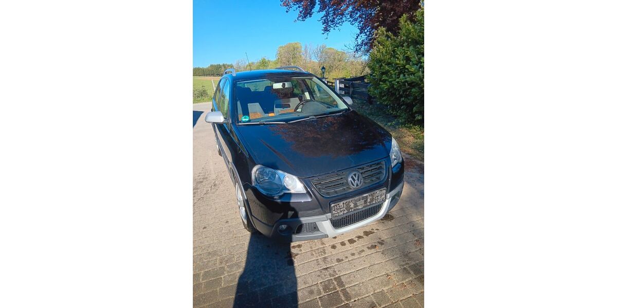 VW Polo 195.000 km 2.500 &euro; Finnentrop 57413