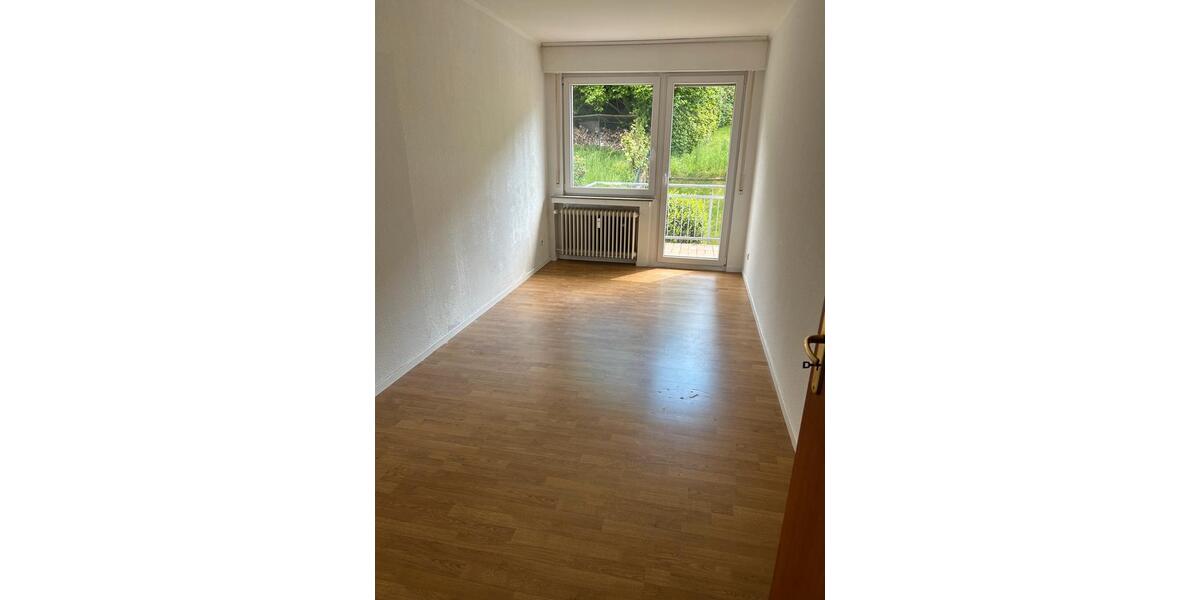 Etagenwohnung Hagen Hagen-Mitte - 3 Zimmer, 75 m&sup2;, 500&euro; | Angebot:24743560