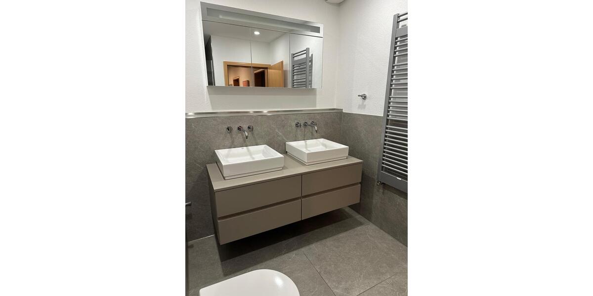 Etagenwohnung Plettenberg - 4 Zimmer, 107 m&sup2;, 850&euro; | Angebot:25931870