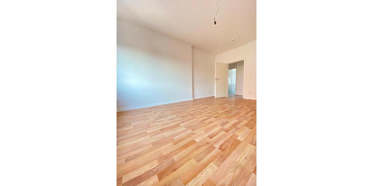 Etagenwohnung Iserlohn - 2 Zimmer, 77 m&sup2;, 520&euro; | Angebot:24695893