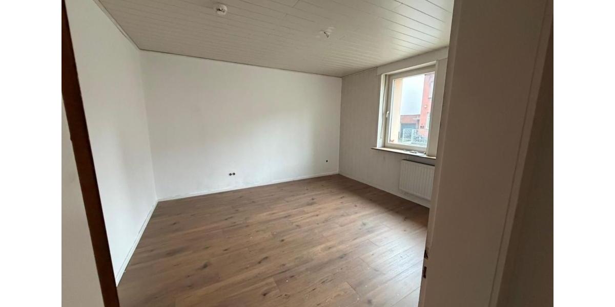Erdgeschoßwohnung Hagen - 3 Zimmer, 76 m&sup2;, 580&euro; | Angebot:26462502