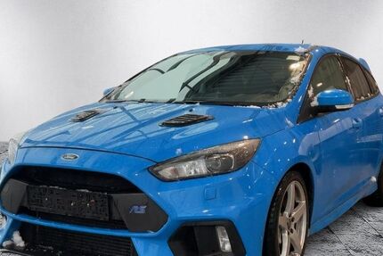 Ford Focus 92.098 km 28.840 &euro; Radevormwald 42477