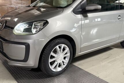 VW up! 122.000 km 5.600 &euro; Attendorn 57439