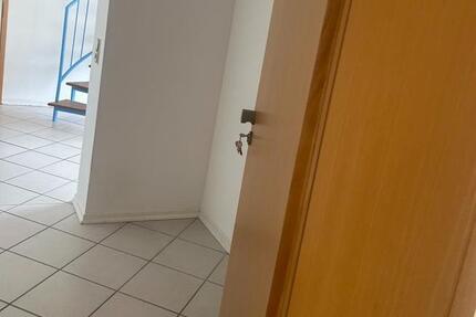 Wohnung Reichshof - 2 Zimmer, 122 m&sup2;, 1.180&euro; | Angebot:26253483