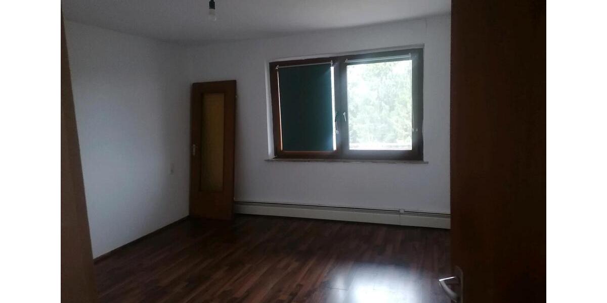 Etagenwohnung Schwelm - 2 Zimmer, 98 m&sup2;, 700&euro; | Angebot:25363535