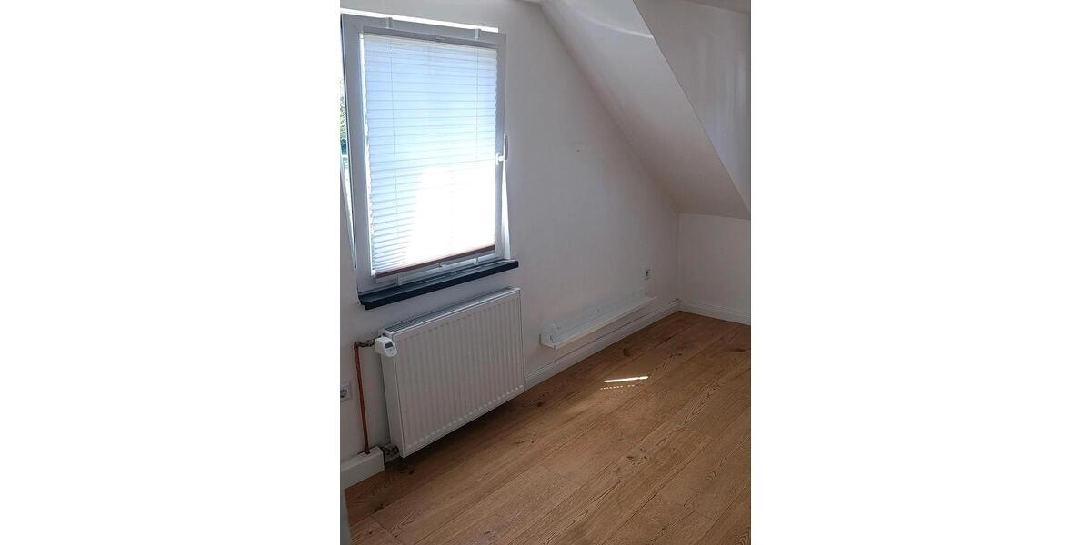 Einfamilienhaus Gummersbach Berstig Süd - 6 Zimmer, 130 m&sup2;, 375.000&euro; | Angebot:27083352